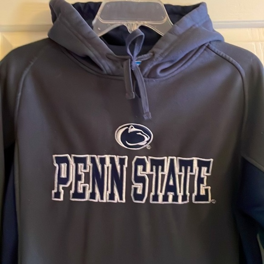 PENN STATE SWEATSHIRT/HOODIE NAVY. M WITH HAND-WARMER POCKET IN FRONT - Picture 2 of 4